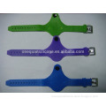 New wholesale cheap fashion silicone custom bracelet key ring